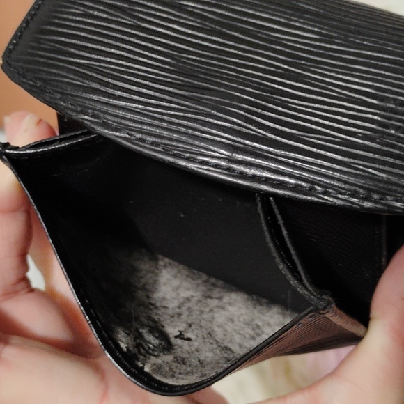 SALE! Authentic Louis Vuitton Black Epi Coin & Card Purse Vintage Wallet Unisex - Picture 9 of 13